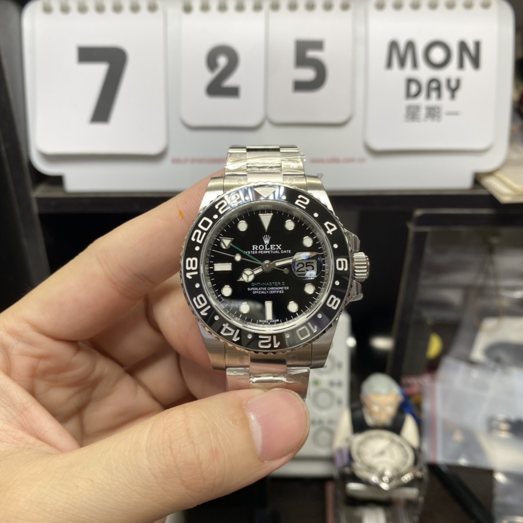 Rolex GMT-Master II series 116710LN-0001, All-Black Bezel Black Dial Green Hands, 40mm Size.