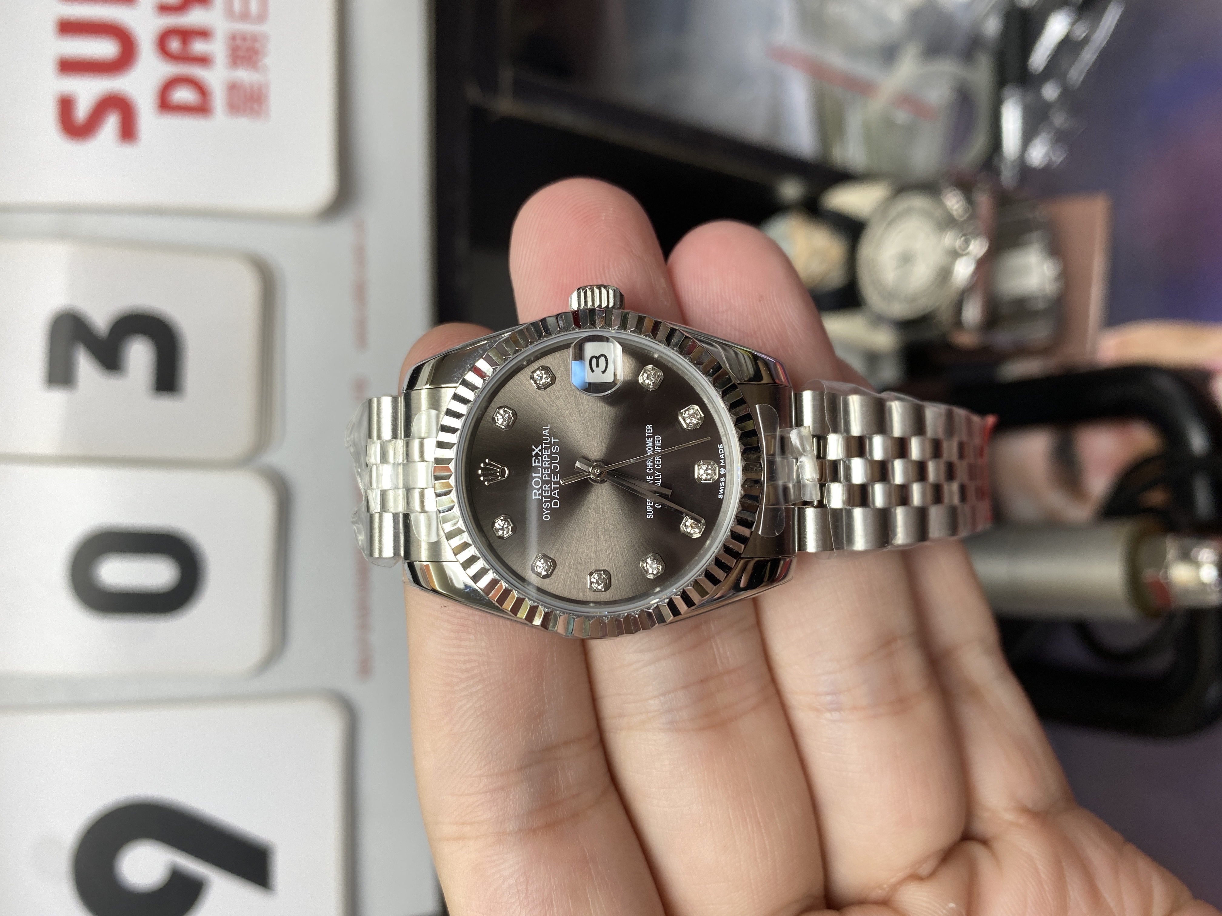 Rolex Datejust Series Watch Model M278274-0008 31mm