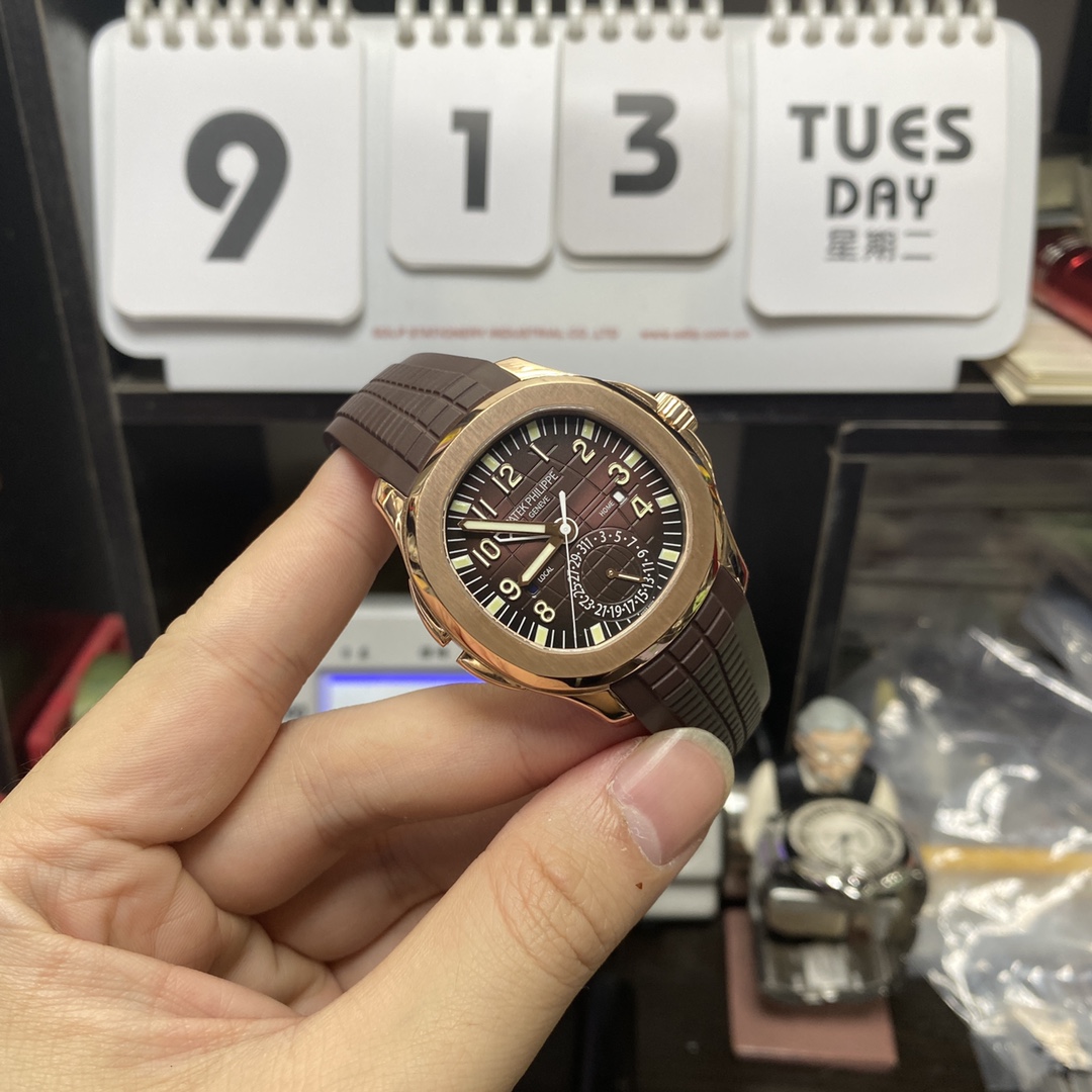 Patek Philippe Aquanaut Travel Time series 5164R-001, brown dial, GMT Dual Time Function, 40.8mm size.