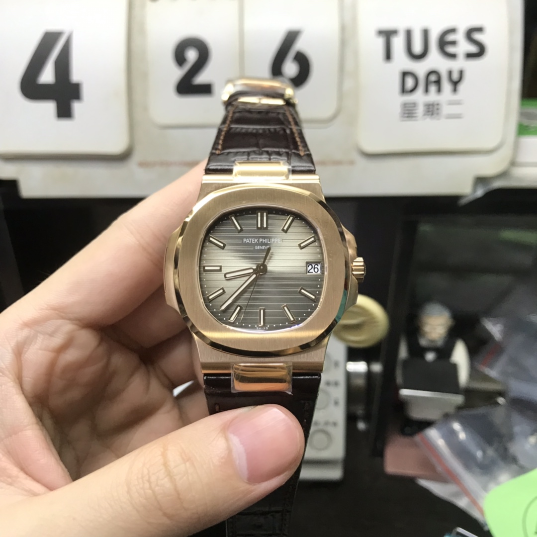 Patek Philippe Nautilus series 5711R, charcoal grey dial, 40mm size.