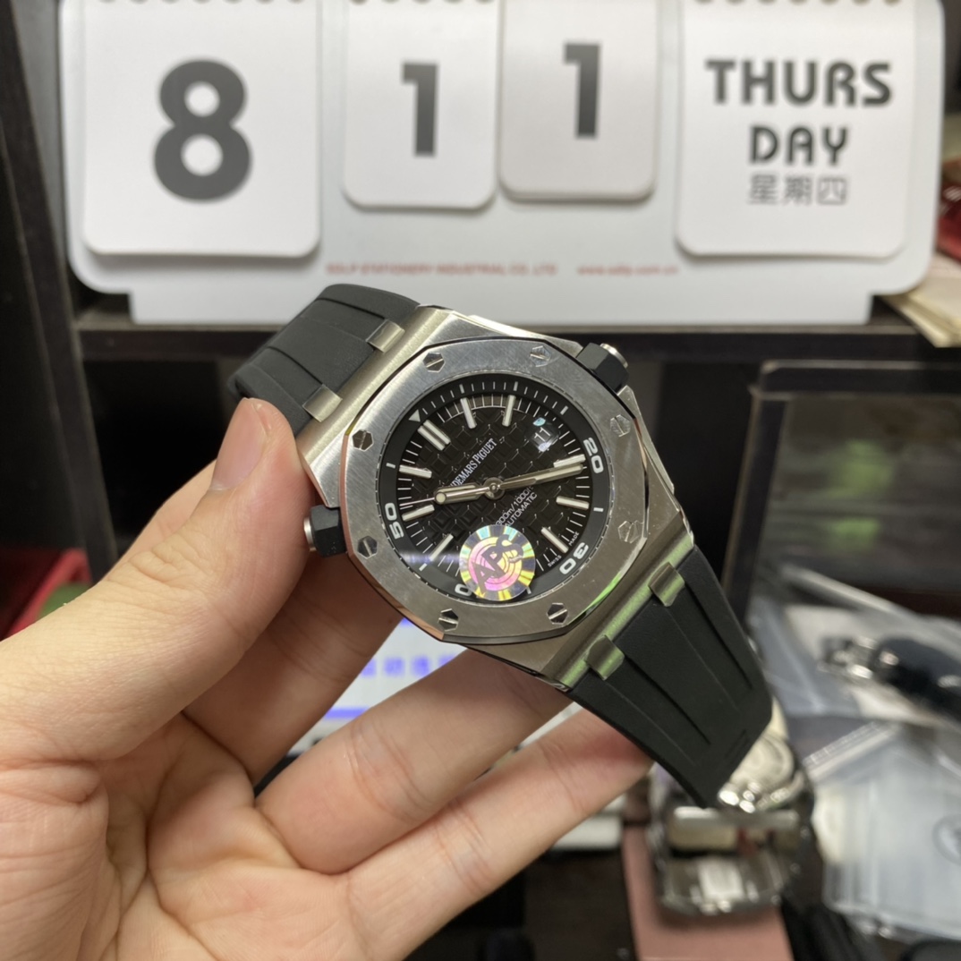 Audemars Piguet Royal Oak Offshore Series 15710ST.OO.A002CA.01, Black Transparent Caseback, 42mm Size.