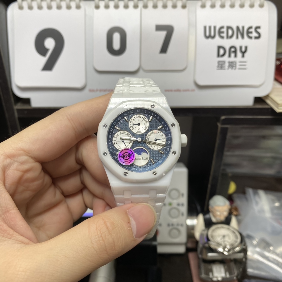 Audemars Piguet Royal Oak Offshore Series 26579CB.OO.1225CB.01, White Ceramic Blue Dial Full Ceramic Case Complete, Date Day Month Moon Phase Functions, 41mm size.