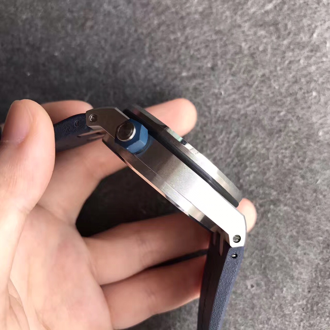 Audemars Piguet Royal Oak Offshore Series 15710ST.OO.A027CA.01, Blue Dial Transparent Caseback, 42mm size.