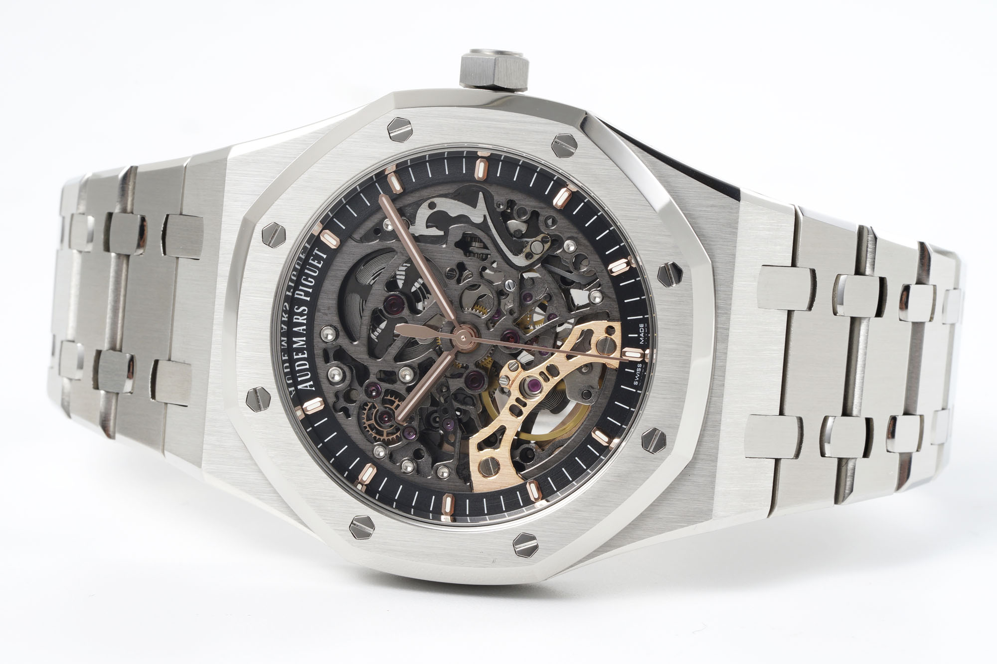 Audemars Piguet Royal Oak Series 15407ST.OO.1220ST.01, Deep Gray dial, 41mm size.