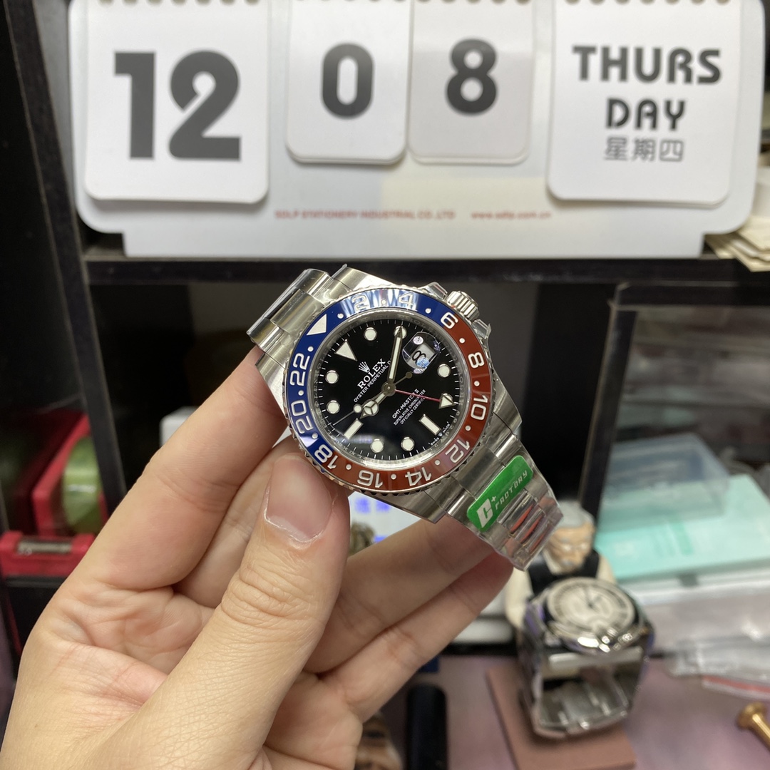 Rolex GMT-Master II series m126710blro-0002, Pepsi bezel features a five-link Jubilee bracelet a red and blue ceramic bezel a black dial and a red GMT hand, 40mm size.