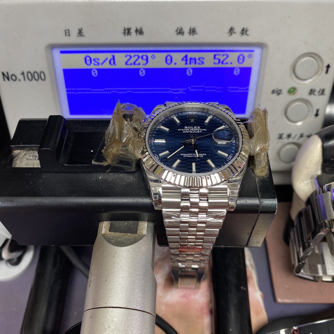 Rolex Datejust series m126334-0032, Blue Checkerboard Dial, 41mm size, Jubilee stainless steel bracelet.