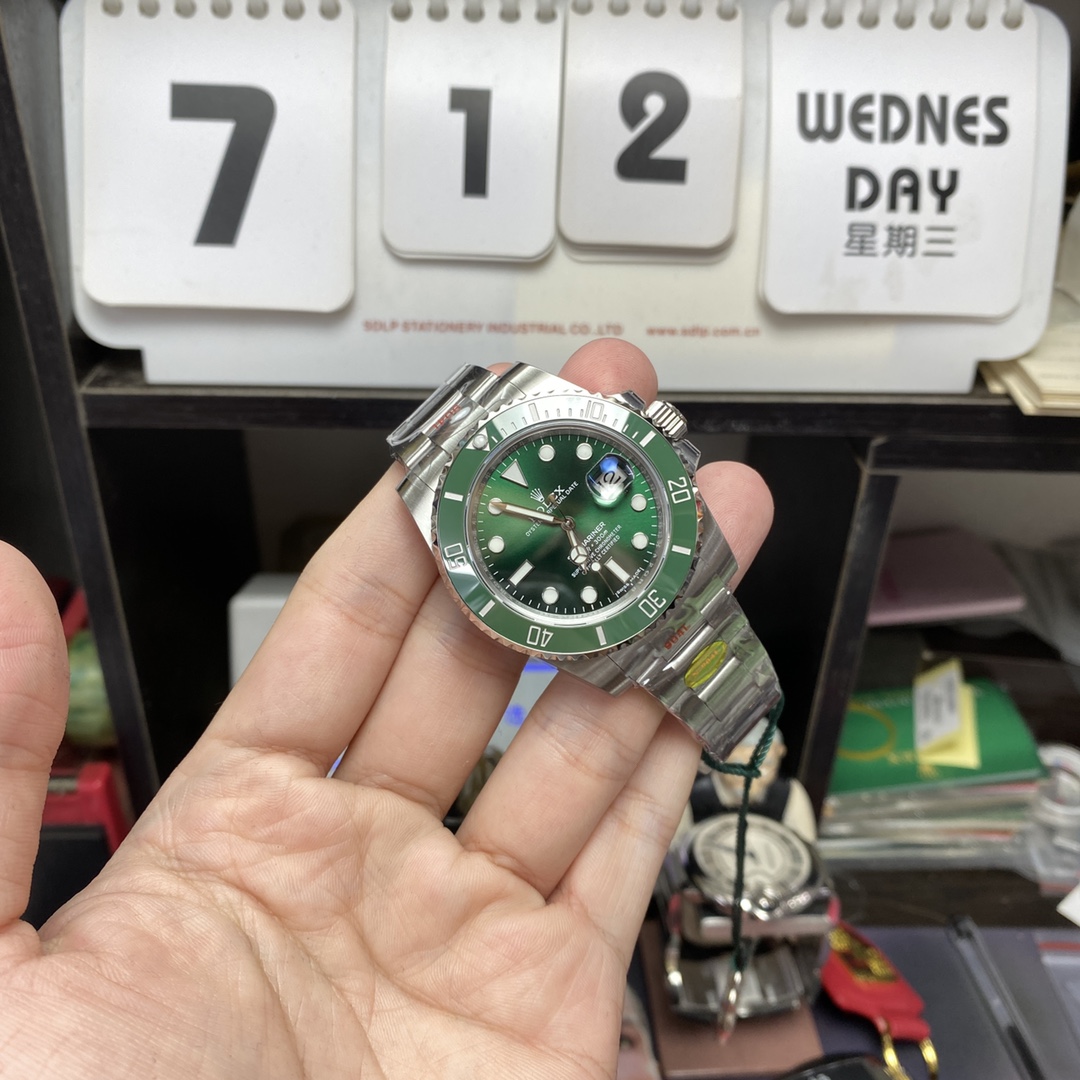 Rolex Submariner Series 116610LV-0002, Green Hulk, 40mm size.