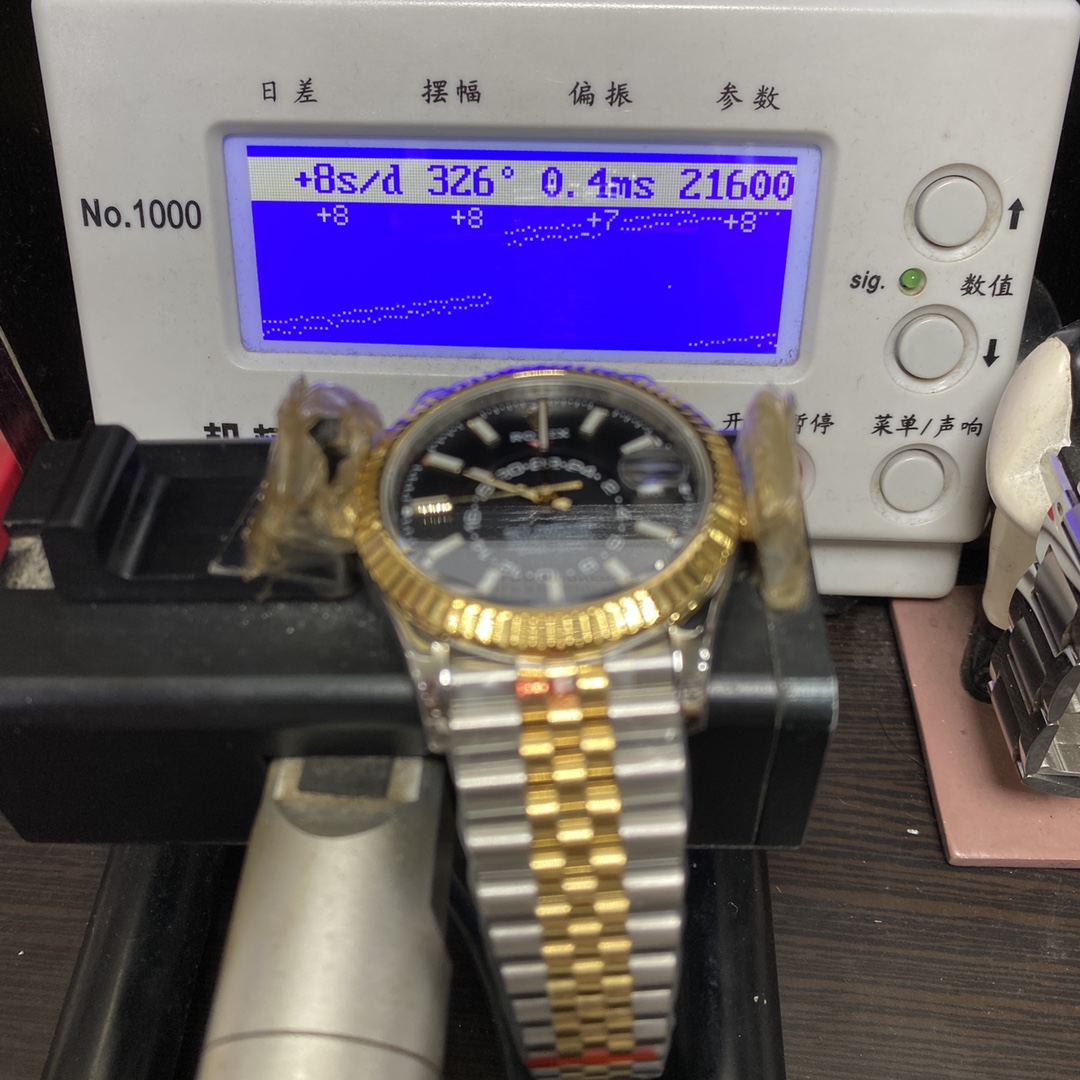 Rolex Sky-Dweller series m326933-0005, Yellow Gold Case Black Dial, synchronized Dual Time Zone Function, 42mm Size.