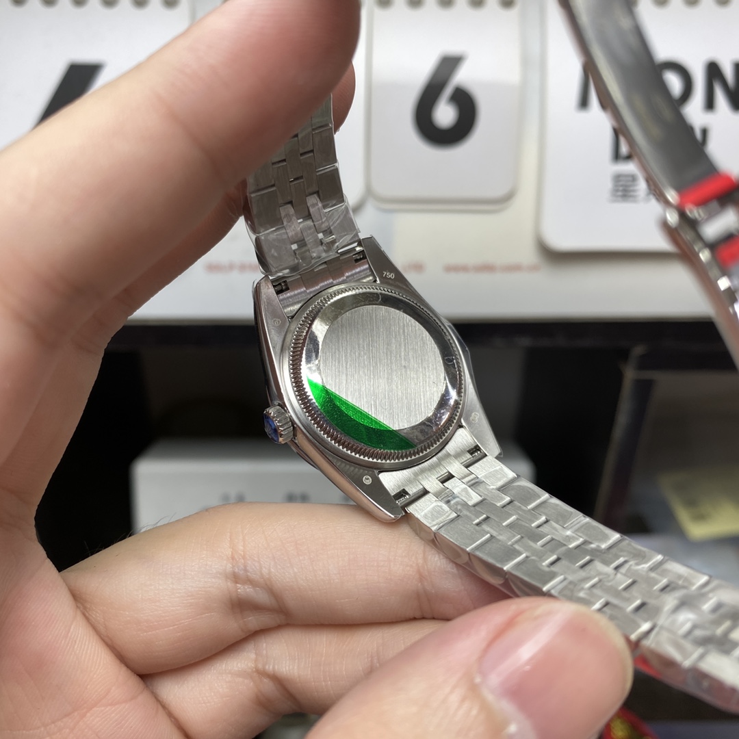 Rolex Datejust series m278384rbr-0036, Pink Dial with Diamond Bezel, 31mm size, Jubilee stainless steel bracelet.