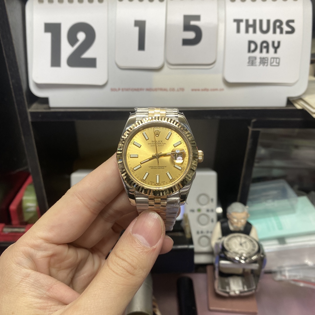 Rolex Datejust Series m126333-0010, Two-Tone Gold Case with Gold Dial, featuring an 18K gold case, 41mm size.