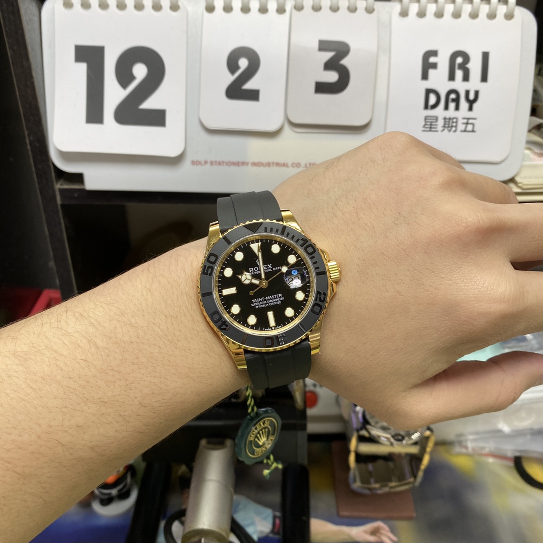 Rolex Yacht-Master series M226658-0001, Collection Platinum Yacht, 42mm size.