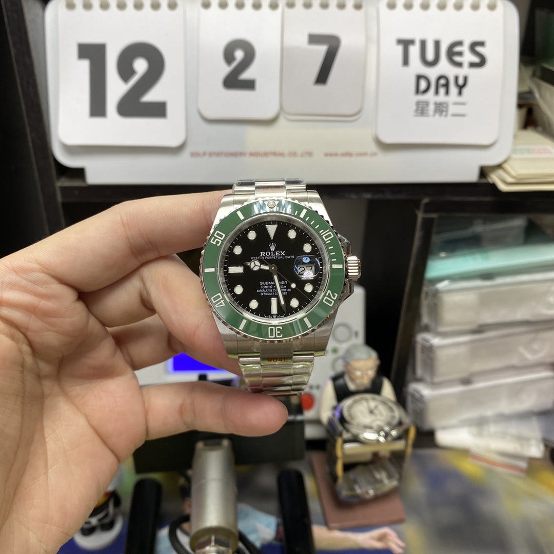 Rolex Submariner Series m126610lv-0002, New Green Hulk 