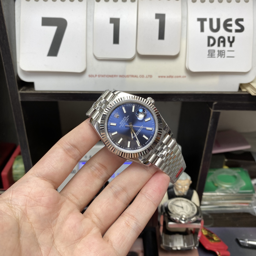 Rolex Datejust Series m126334-0002, Classic Blue Dial Fluted Bezel, 41mm Size.