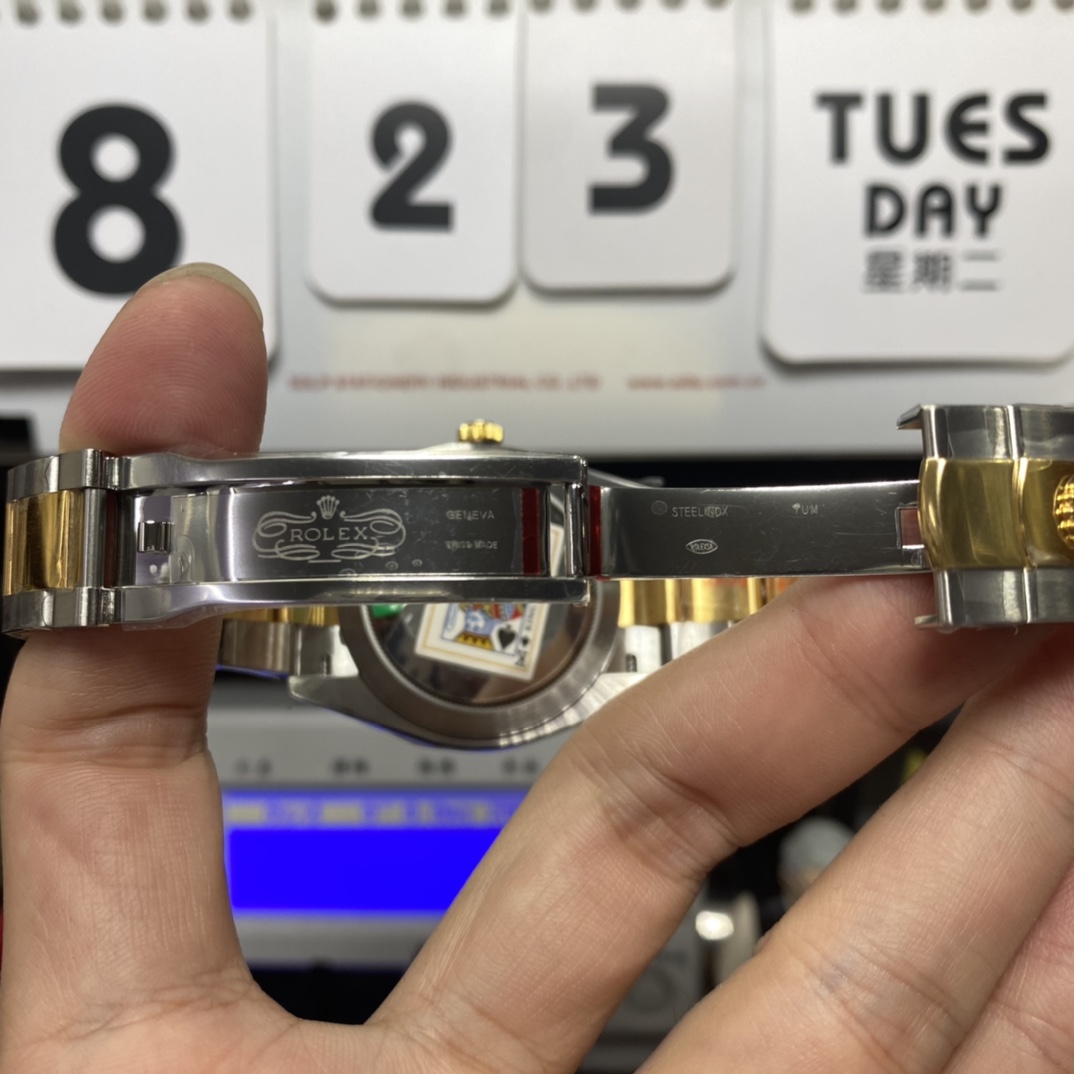 Rolex Datejust series m126333-0013, Two-Tone Gold Case Black Dial with Stick Hour Markers, 41mm size, Oyster stainless steel bracelet.