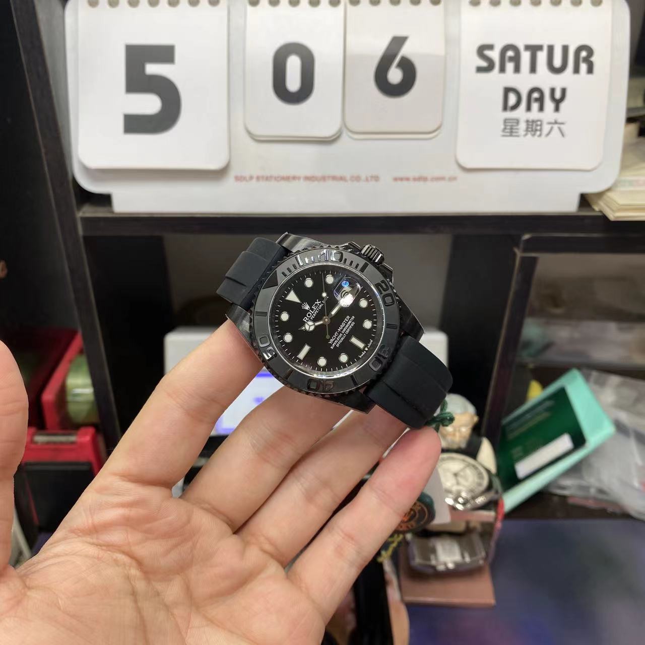 Rolex Yacht-Master Series ALL BLACK Carbon diamond MODIFY CASE  40mm size.