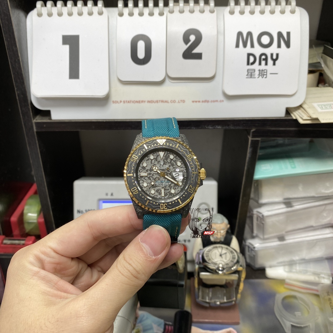 Rolex Sea-Dweller series DIW modify All carbon fiber , 44mm size.