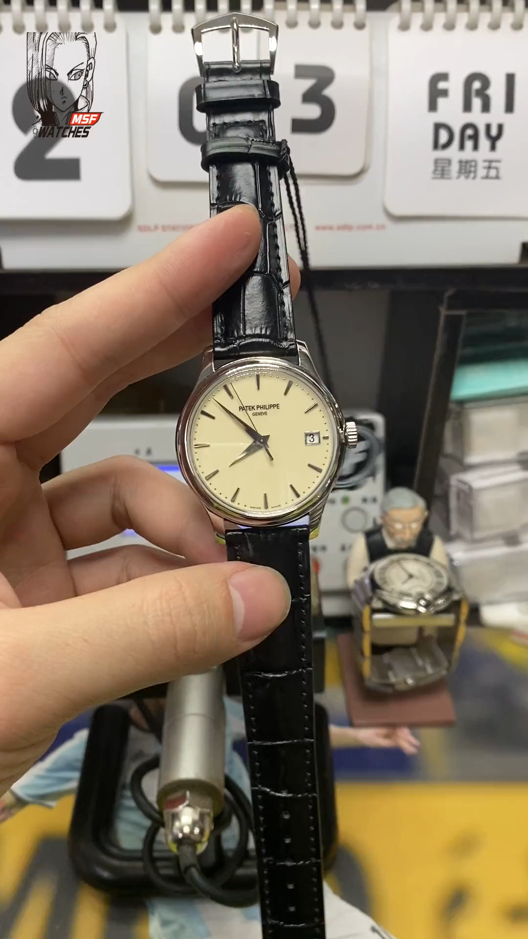 Patek Philippe Classical Watch Series 5527, White Case, White Dial, 39mm Size, Hinged Case Back.