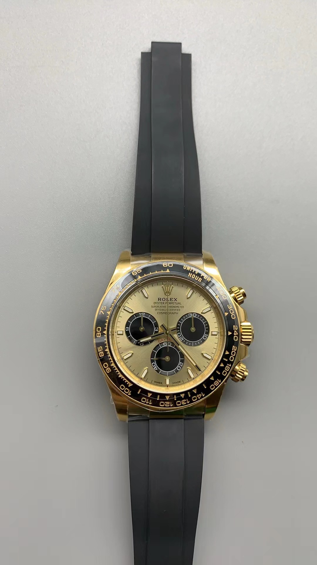 ROLEX DAYTONA 2023 GOLD CASE GOLD DIAL. 40MM