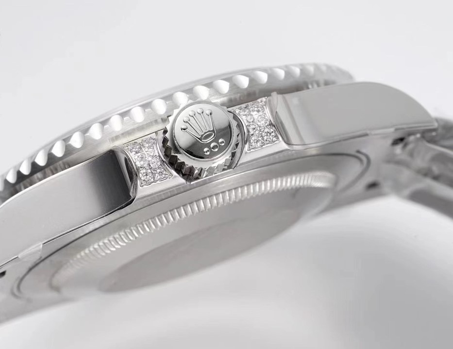 Rolex GMT-Master II Series watch model m116759 SAru-78209  40mm